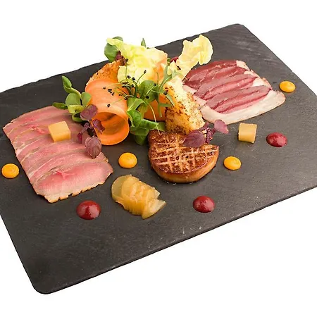 Restaurant & Design Noem Arch 4* Brno