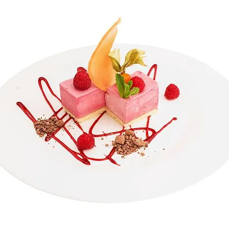 Restaurant & Design Noem Arch Hotel 4*