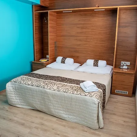 Restaurant & Design Noem Arch Hotel 4*