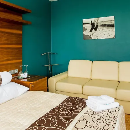 Restaurant & Design Noem Arch Hotel 4*