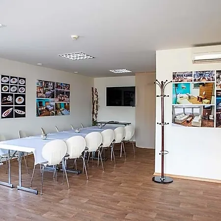 Hotel Restaurant & Design Noem Arch Brno