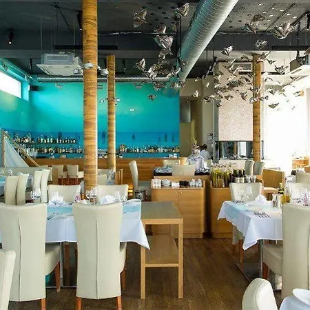 Restaurant & Design Noem Arch Hotel 4*