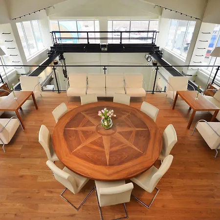 Hotel Restaurant & Design Noem Arch