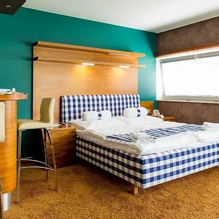 Restaurant & Design Noem Arch Hotel