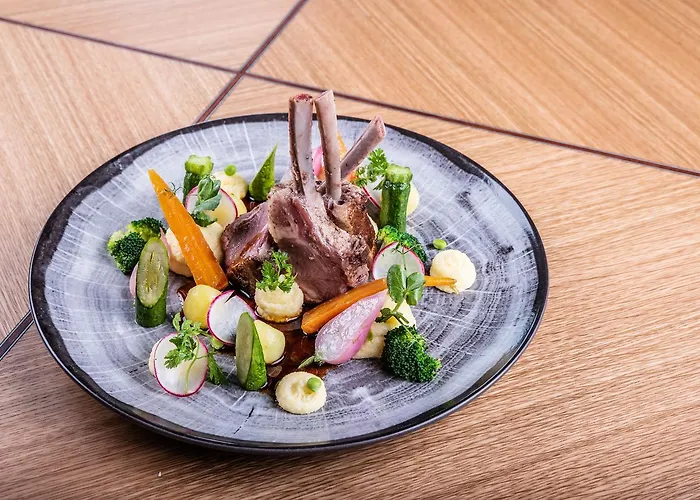 Restaurant & Design Noem Arch