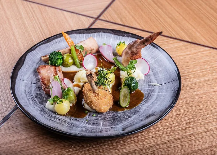 Restaurant & Design Noem Arch Hotell 4*