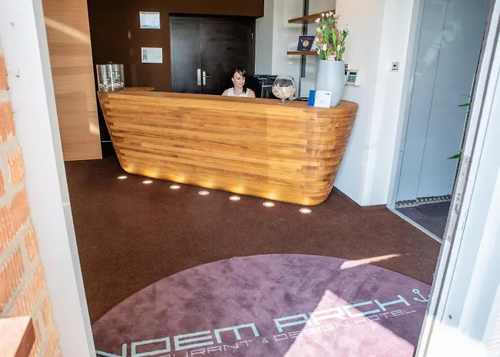Restaurant & Design Noem Arch Hotell