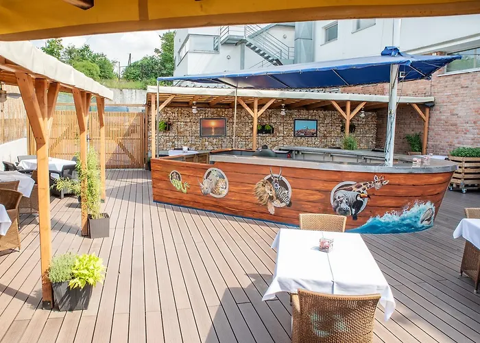 Restaurant & Design Noem Arch