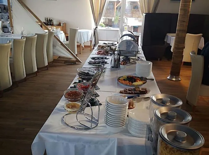 Restaurant & Design Noem Arch Hotell